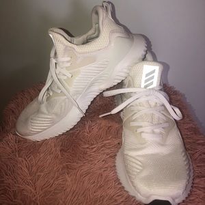 Adidas AlphaBounce Sneakers